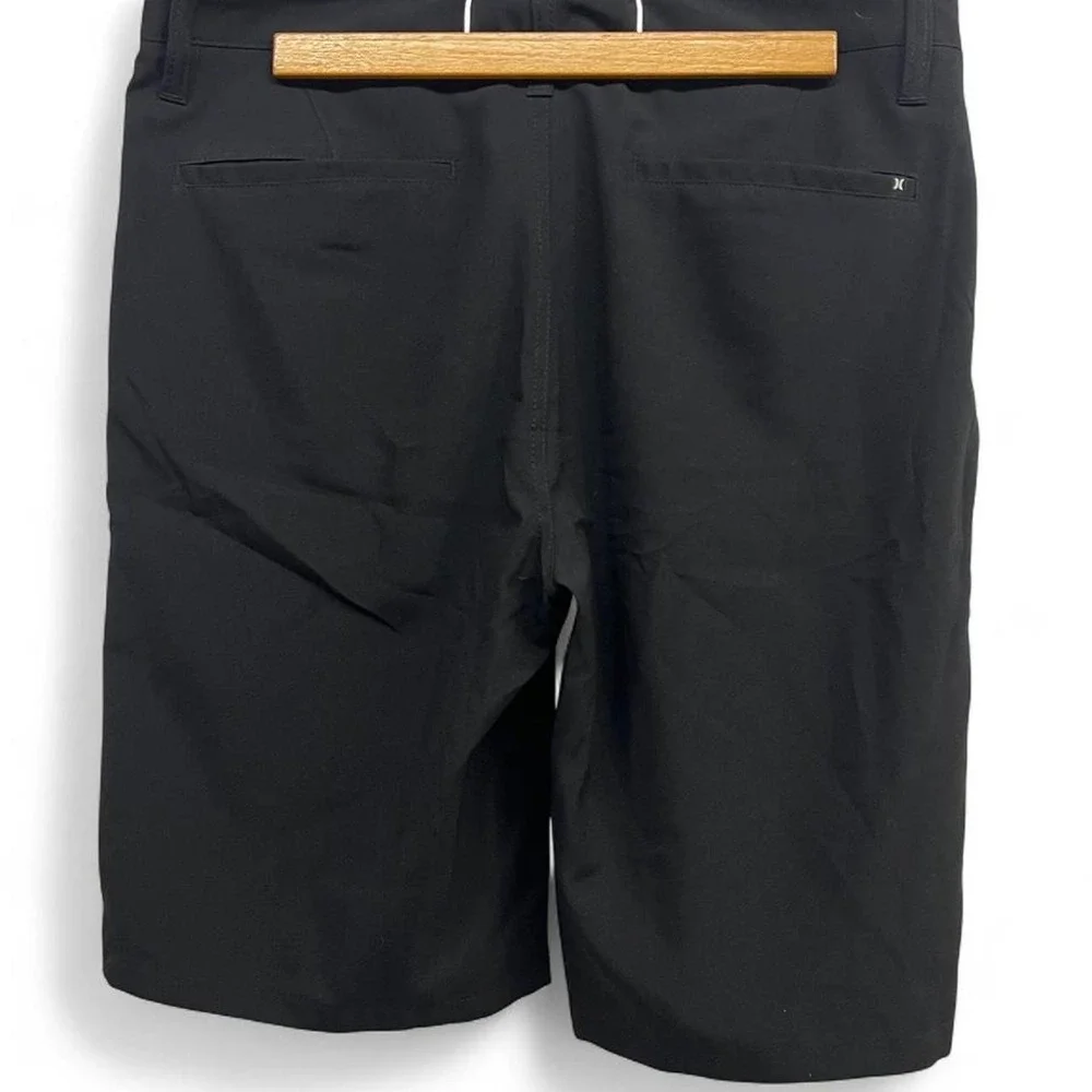 Hurley Quick-dry Black hybrid boardshorts with a relaxed fit